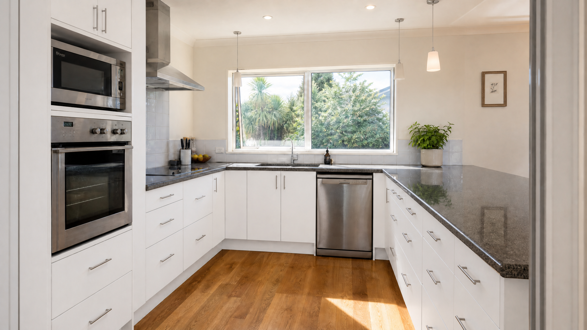 Kitchen with Snow White doors